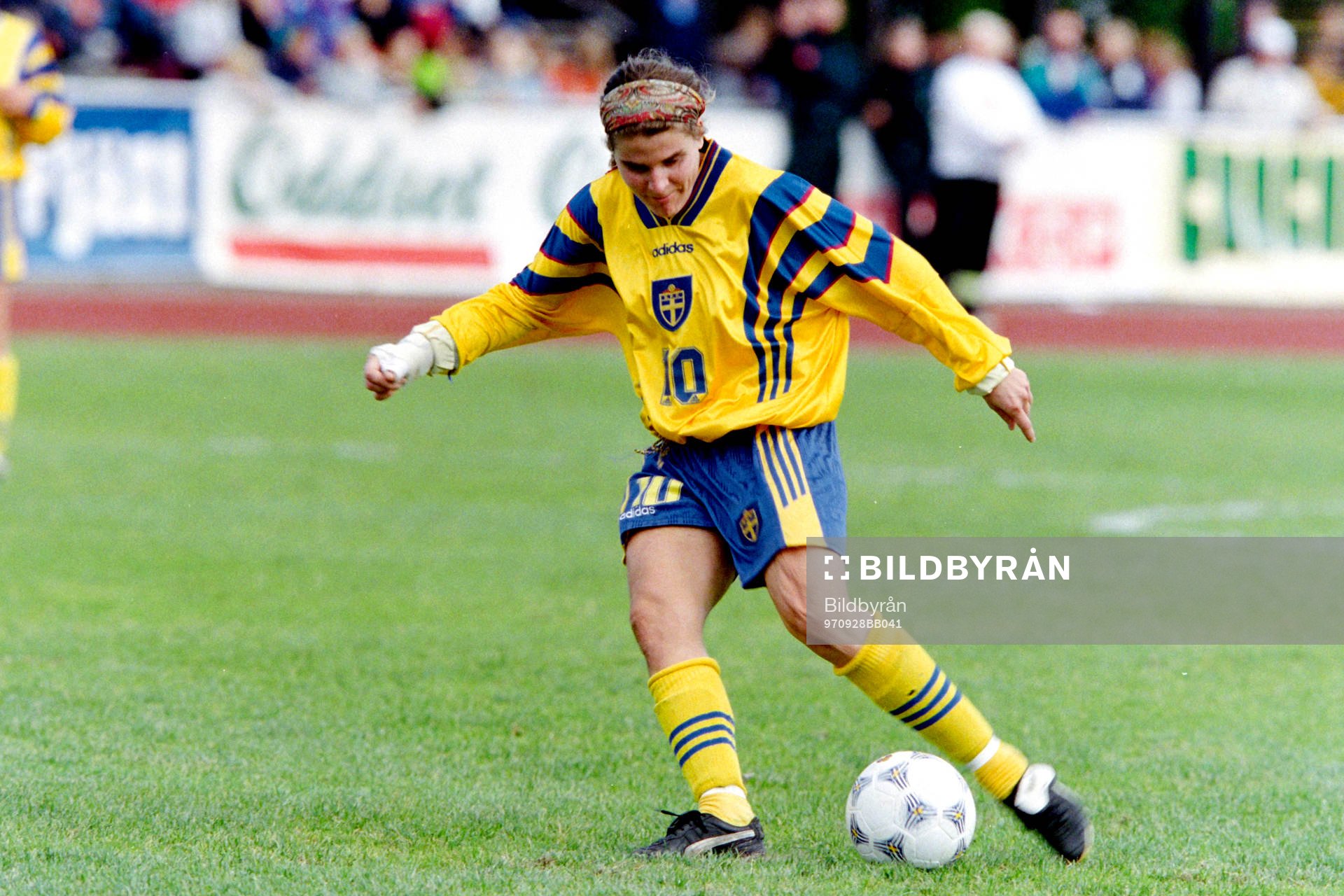 Eva Zeikfalvy, Sverige