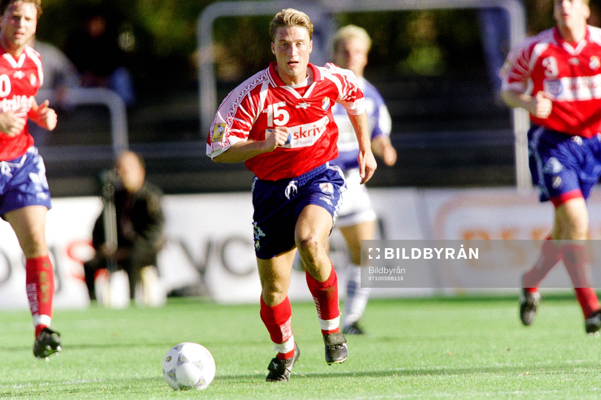 Fredrik Gustavsson, Öster med bollen