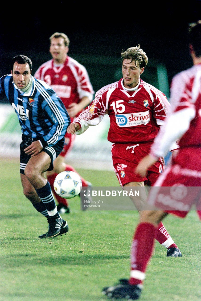 Fredrik Gustafsson, Öster