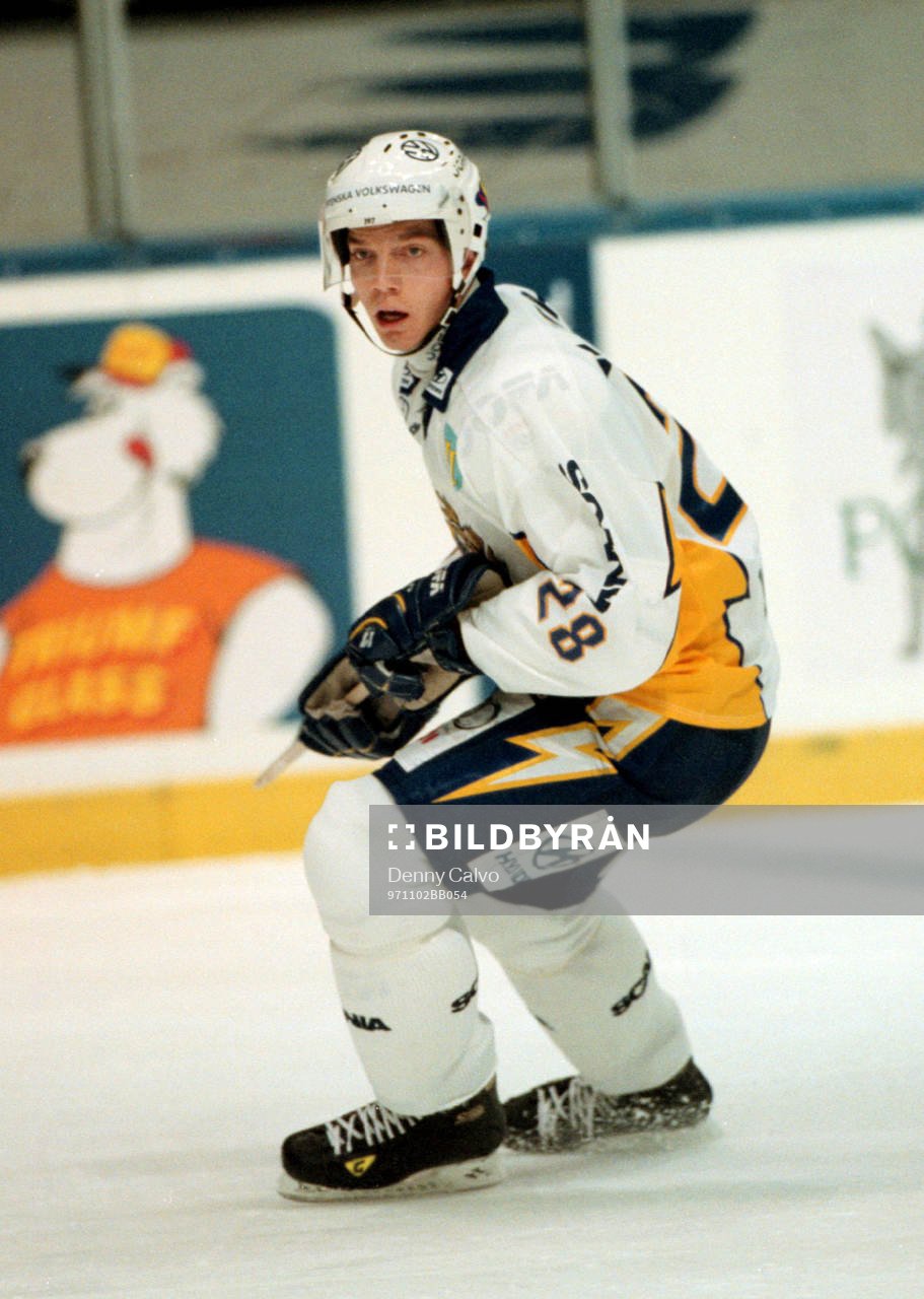 Mikael Samuelsson