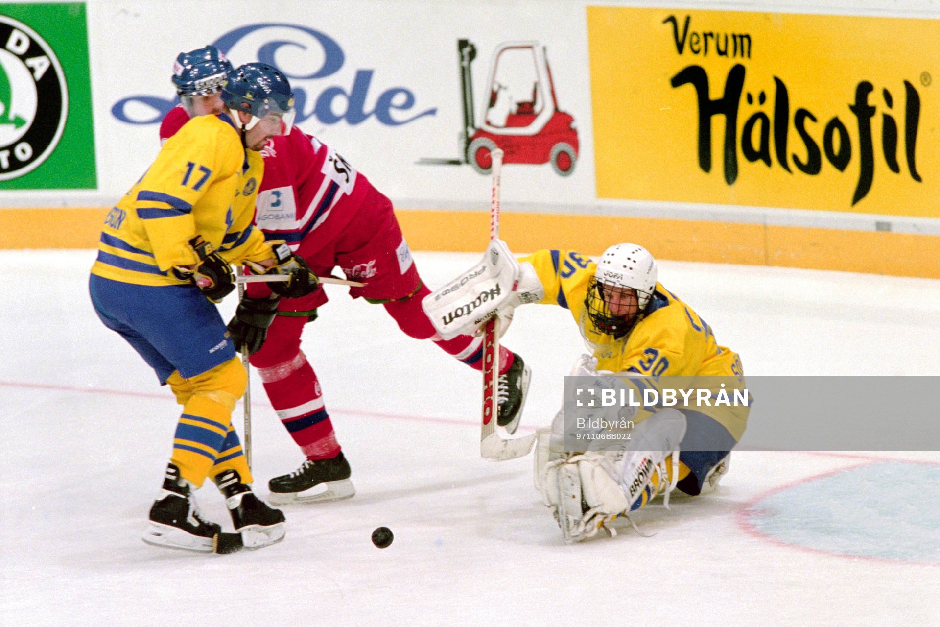 Tommy Söderström, målvakt och Mathias Johansson, Sverige