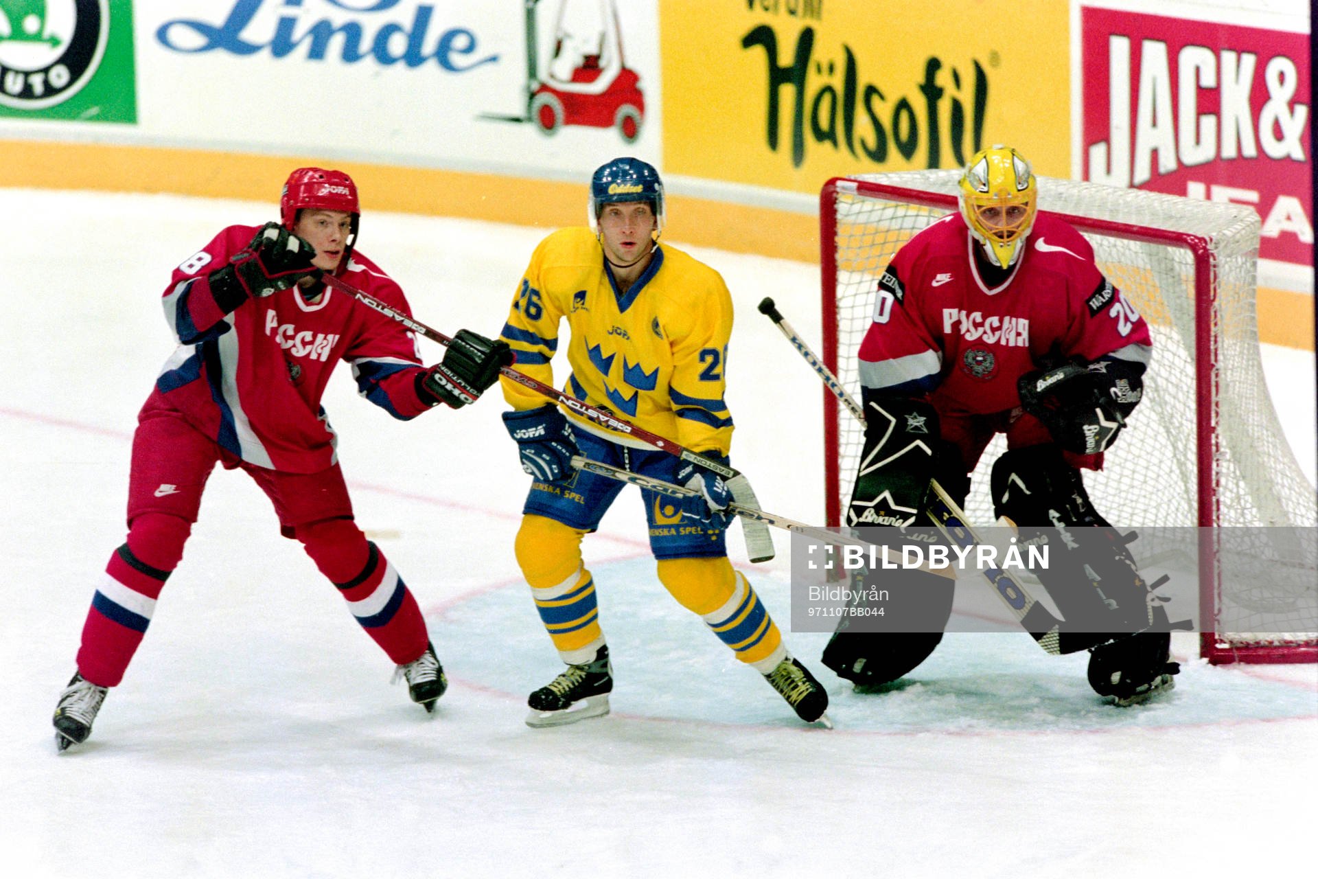 Mikael Johansson, Sverige framför rysslands målvakt Oleg