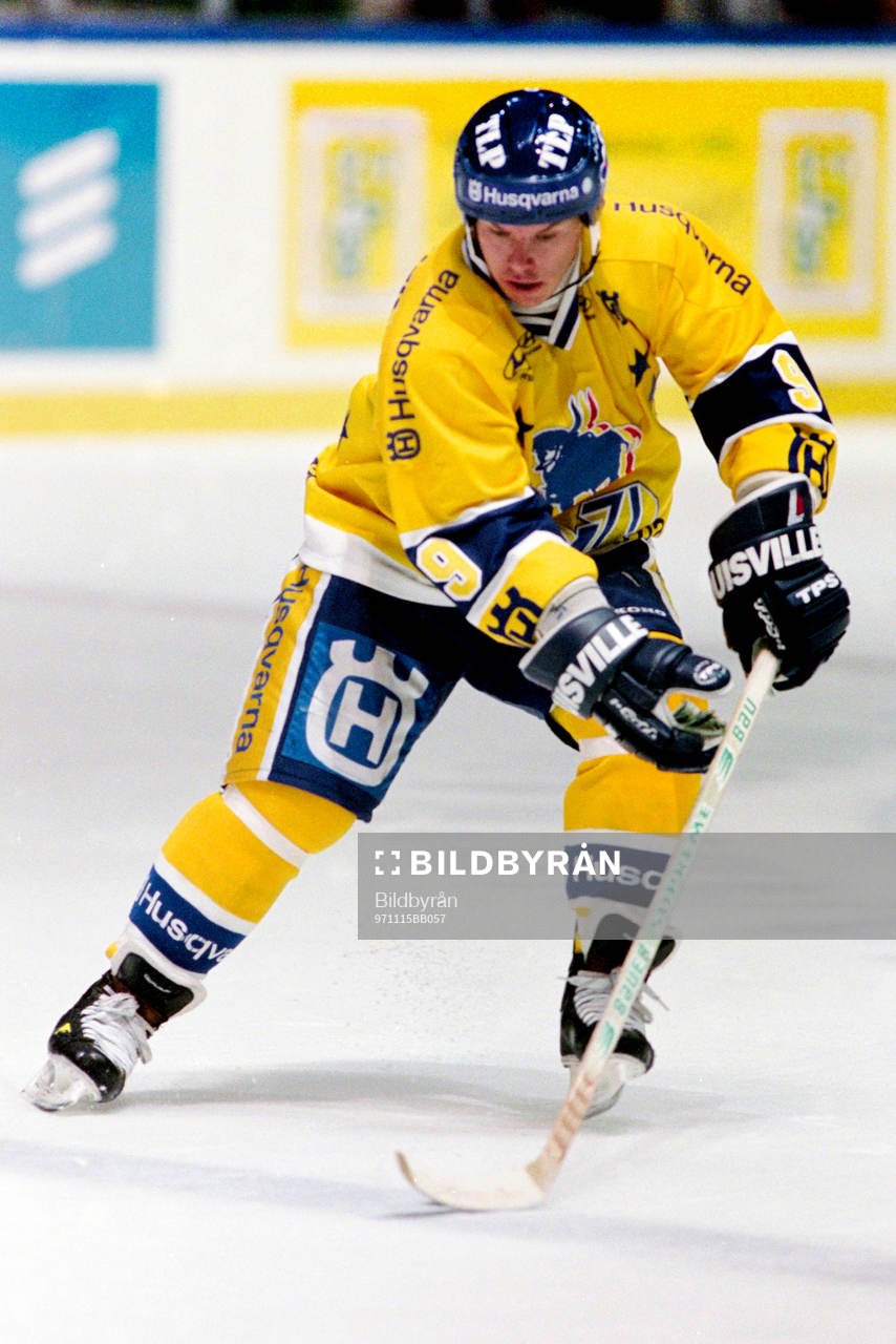 Esa Keskinen, HV71