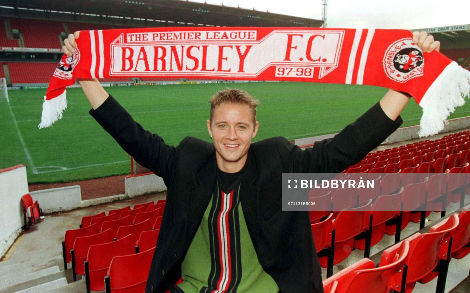 Barnsley new signing 21/11/97