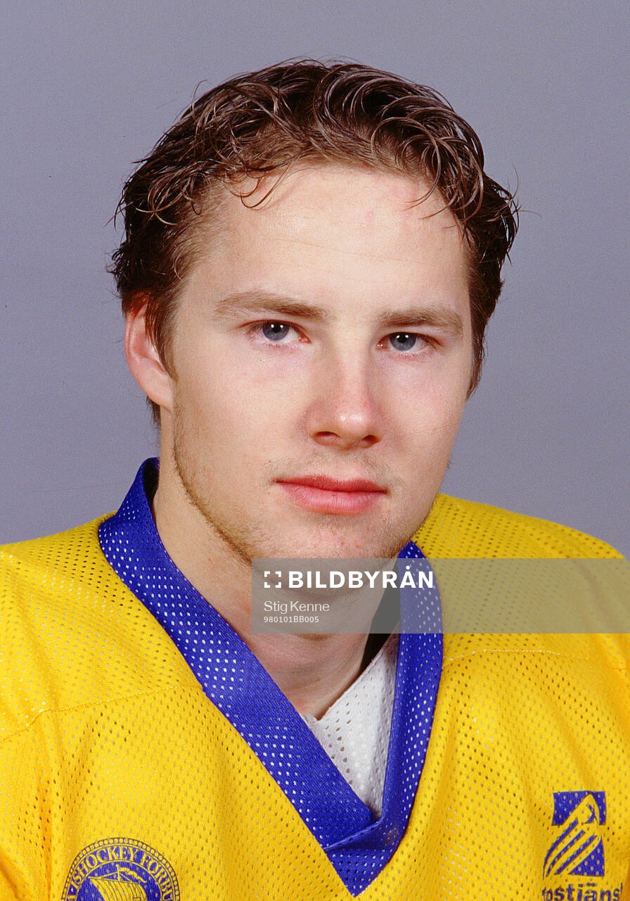 Johan Hedberg of team Sweden poses for a portrait in 1998.