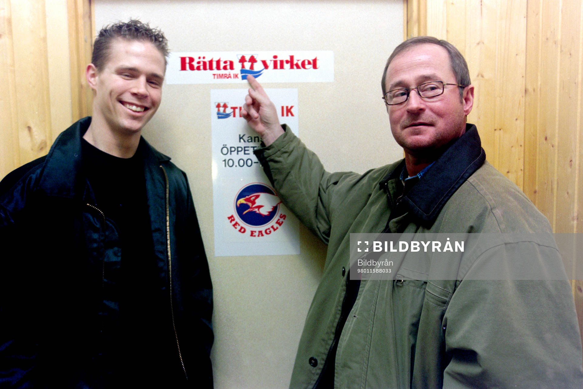 Mathias Bosson och Peo Larsson, tränare i Timrå