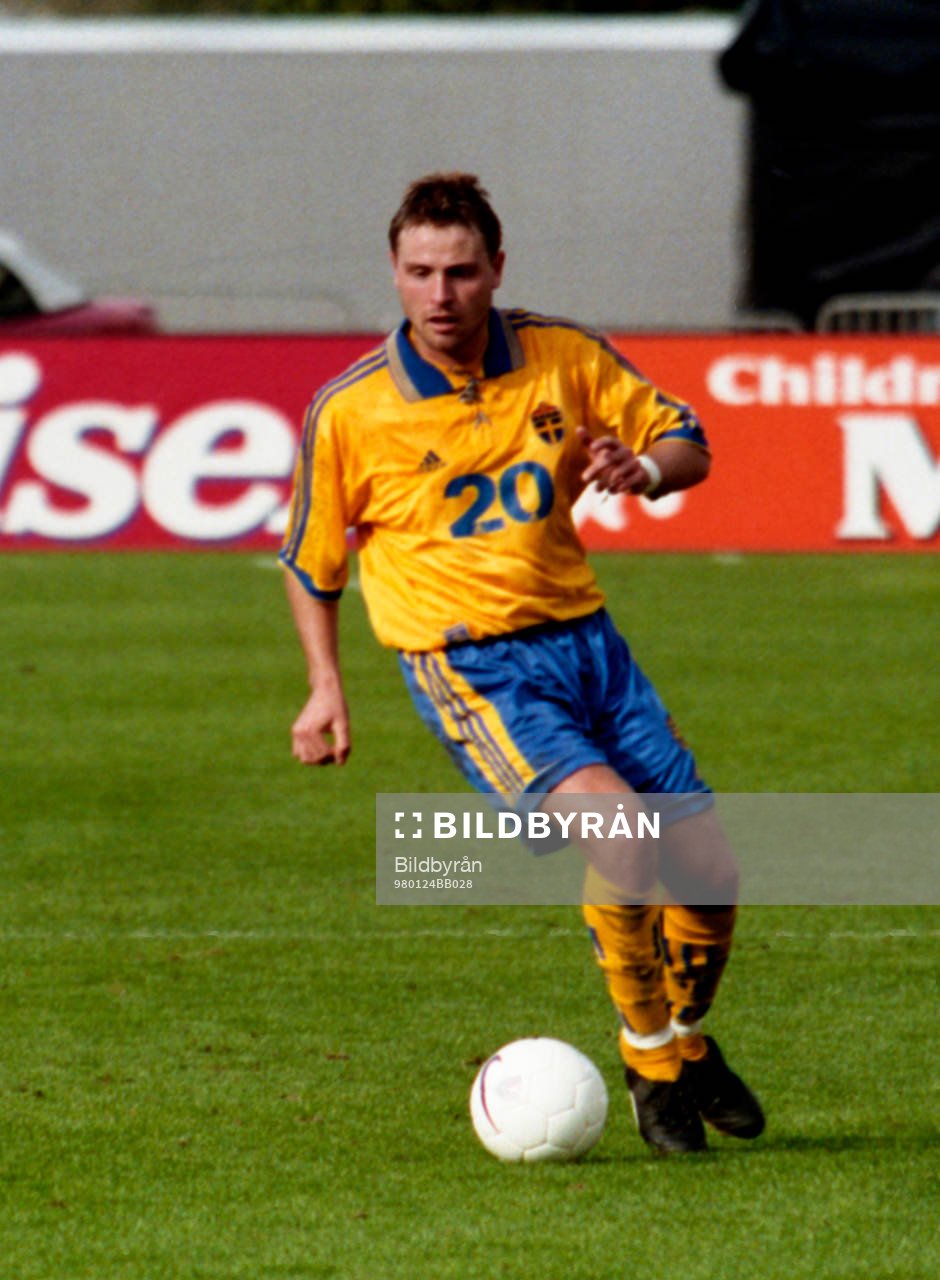 Erik Wahlstedt, Sverige med bollen