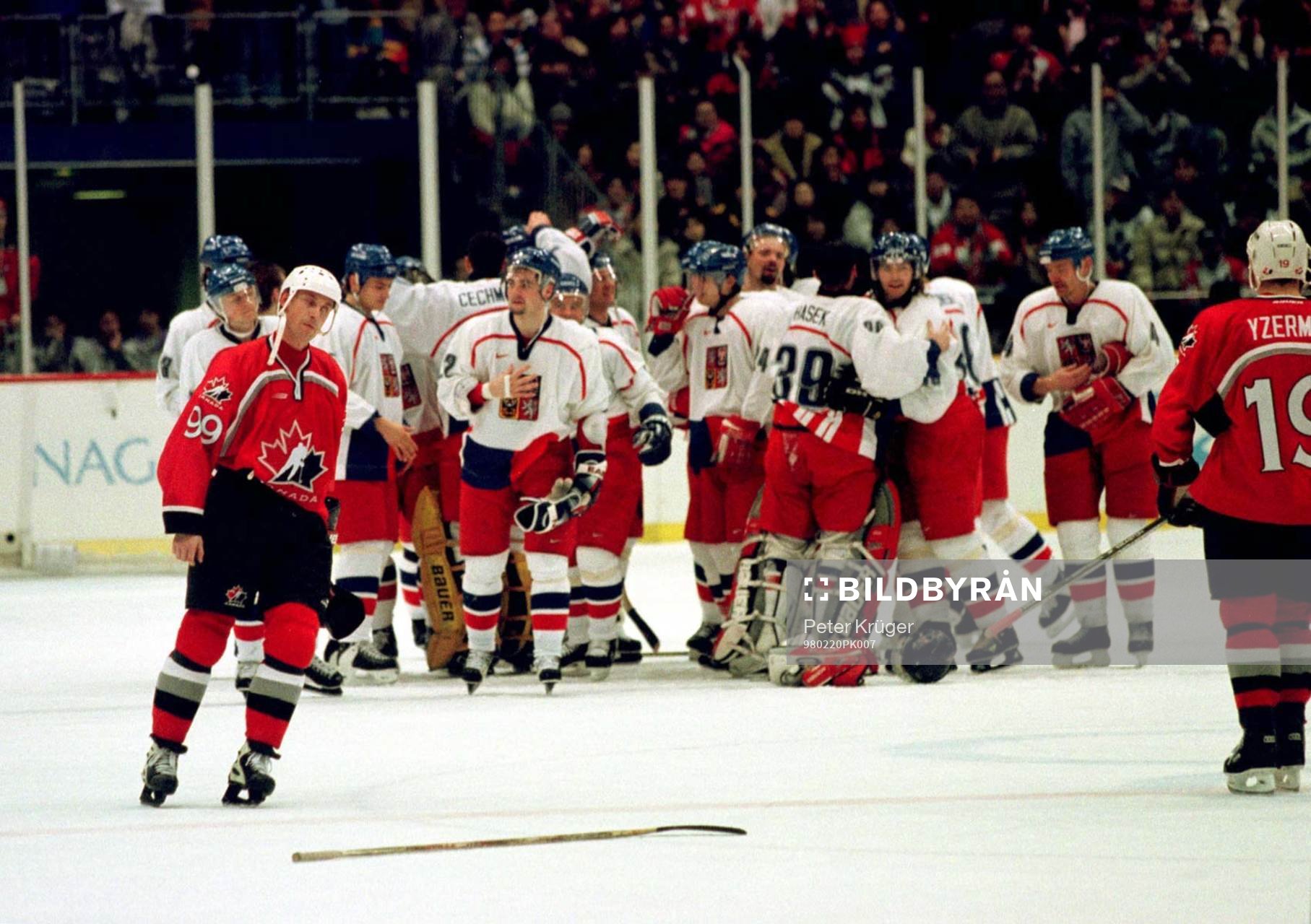 Wayne Gretzky deppar mitt i