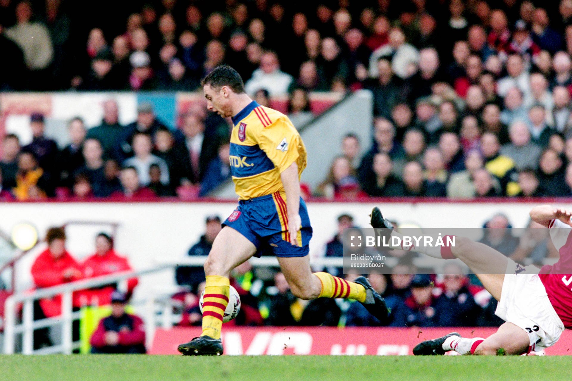 Fotboll, Premiership, Arsenal - Crystal Palace, 1-0: Lee Dixon, Crystal Palace.