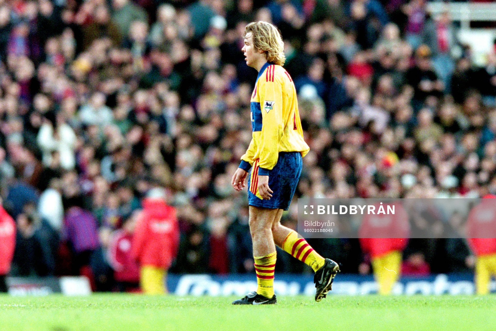 Fotboll, Premiership, Arsenal - Crystal Palace, 1-0: Tomas Brolin, Crystal Palace. 