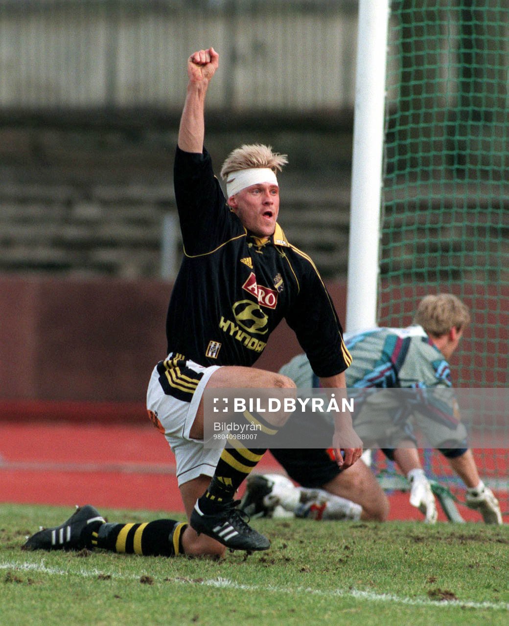 Johan Mjällby, AIK, jublar