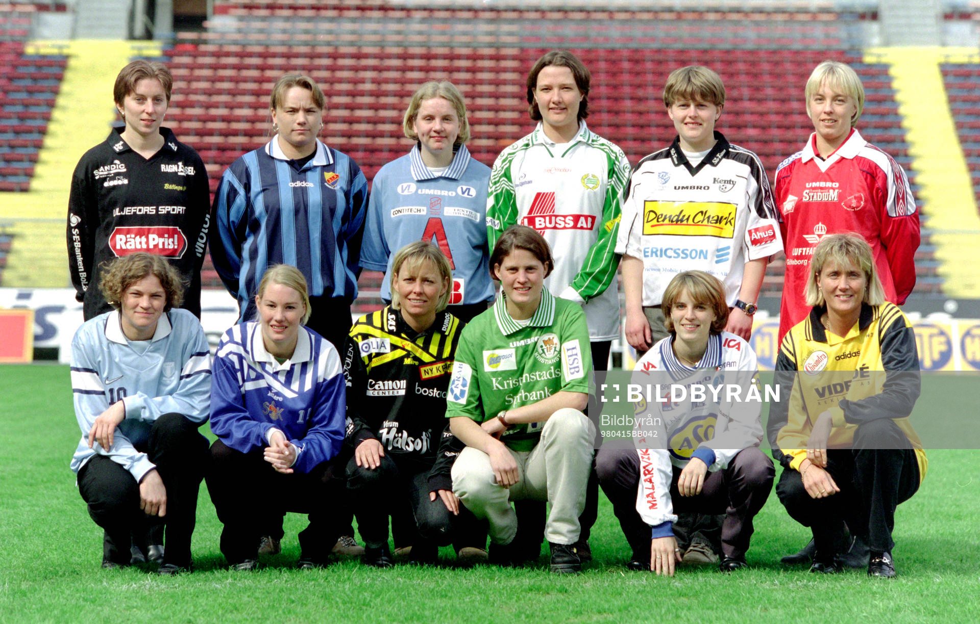 Bakre raden fr. v Sara Call, Bälinge, Anna Ulvbringe,