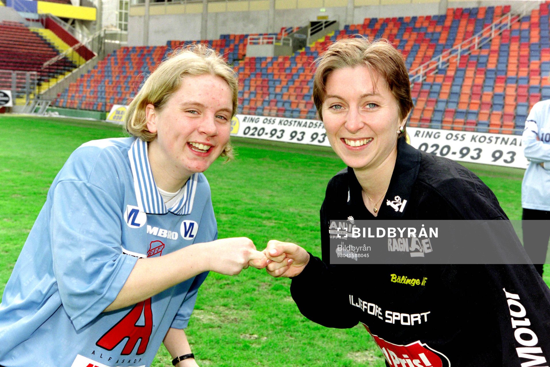 Fotboll, Damallsvenskan, Upptaktsträff: Johanna Norkvist, Gideonsberg och Sara Call, Bälinge.