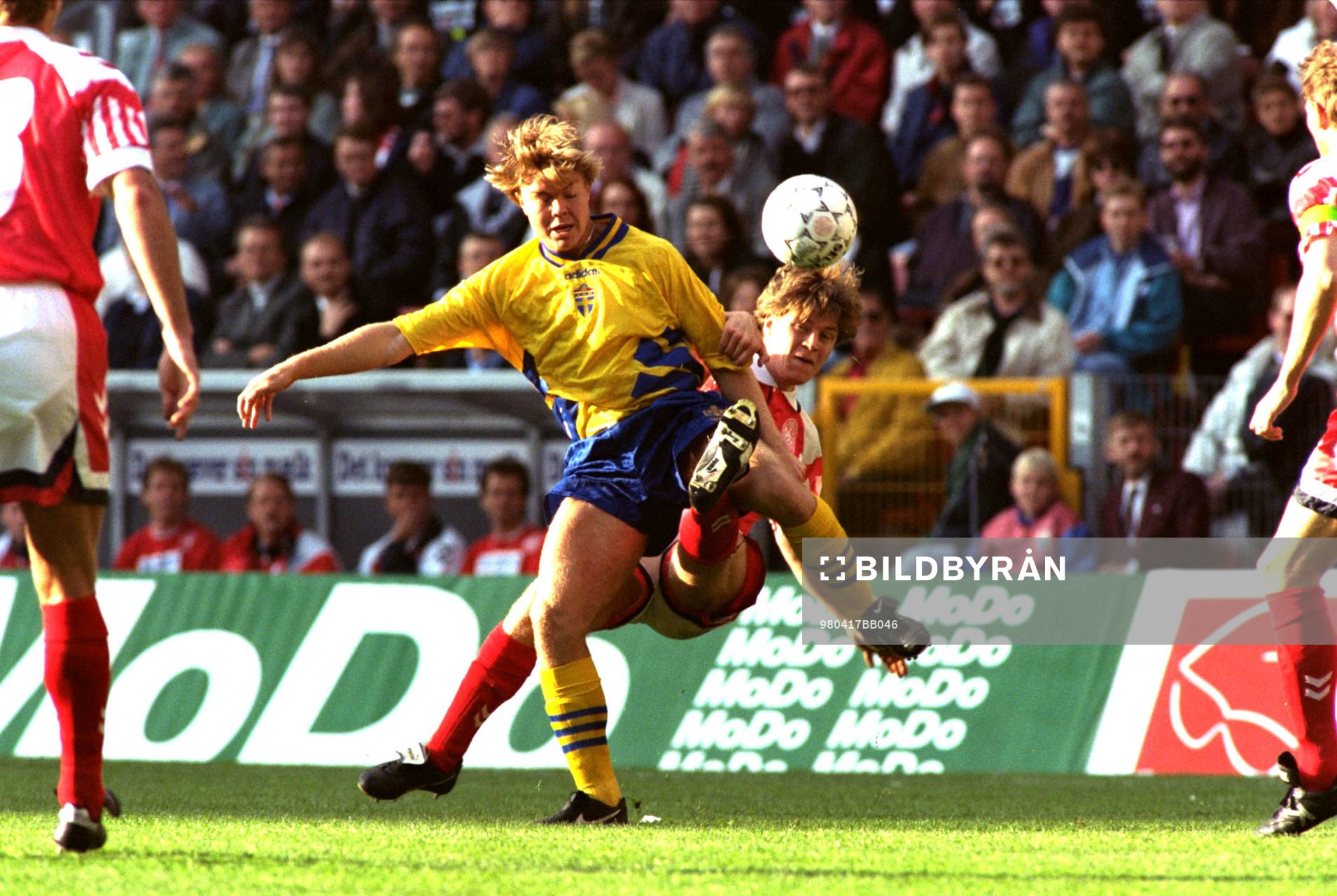 Tomas Brolin i närkamp
