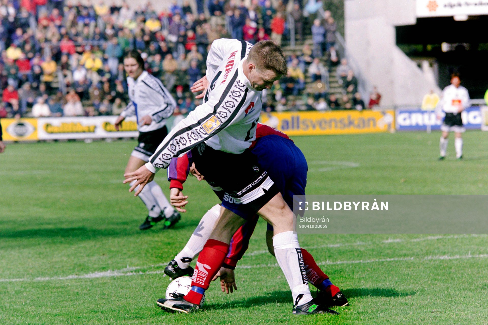 Fotboll, Allsvenskan, Helsingborg - Örebro, 0-0: Dan Sahlin, Örebro.