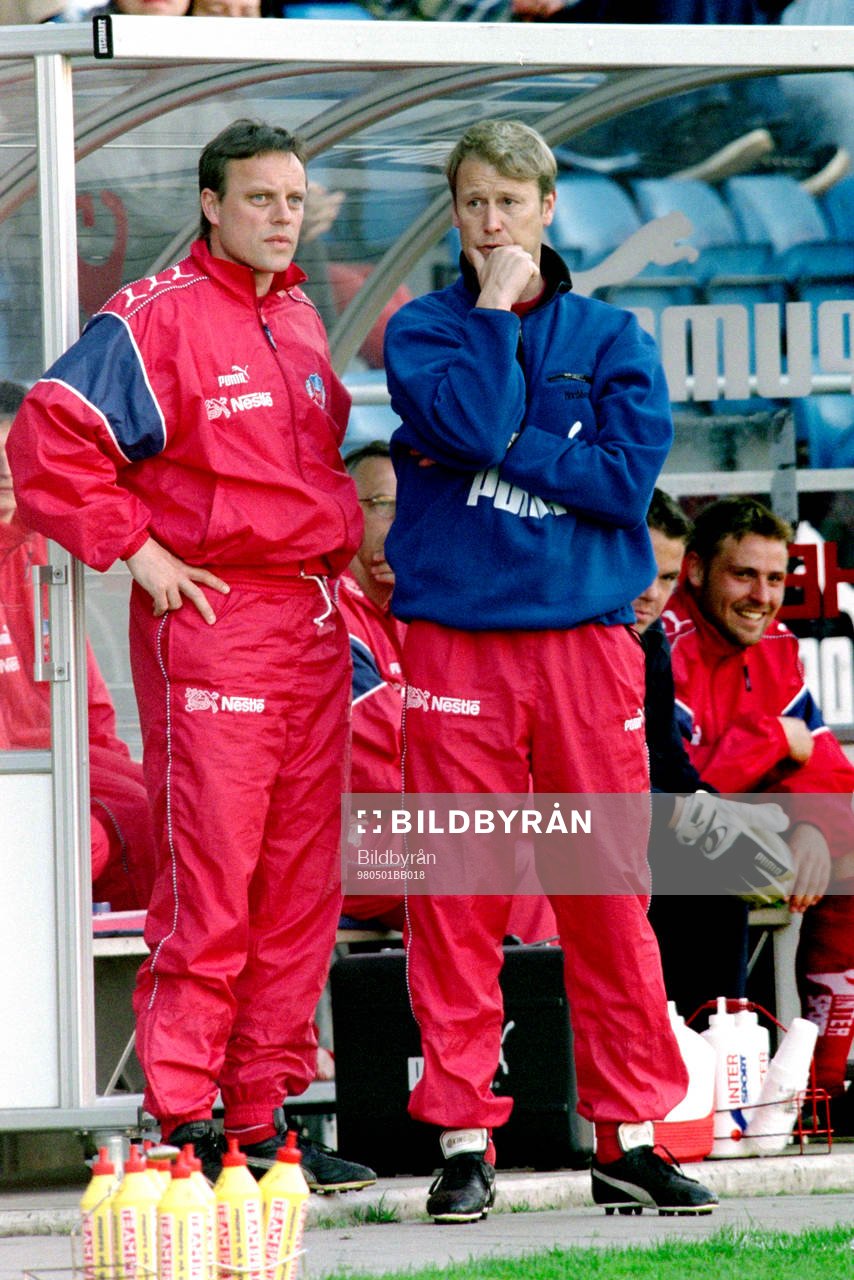 Hans carell, ass. tränare och Åge Hareide, Tränare,