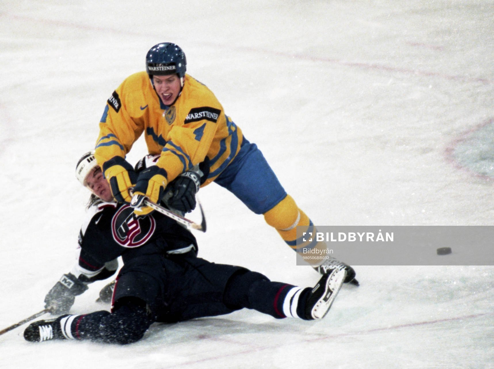 Kim Johnsson, Sverige