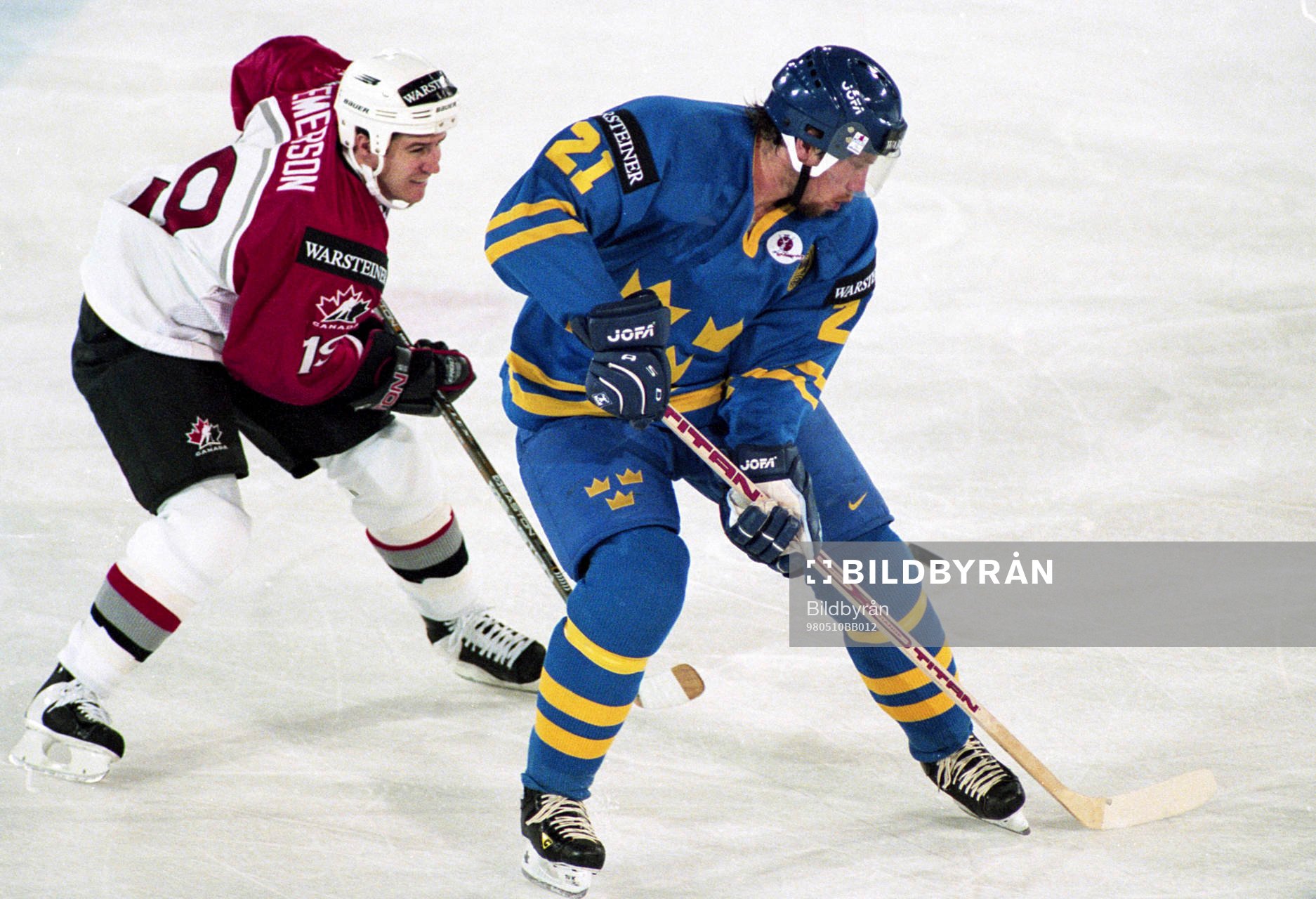 Peter Forsberg,Sverige och Nelson Emerson, Kanada