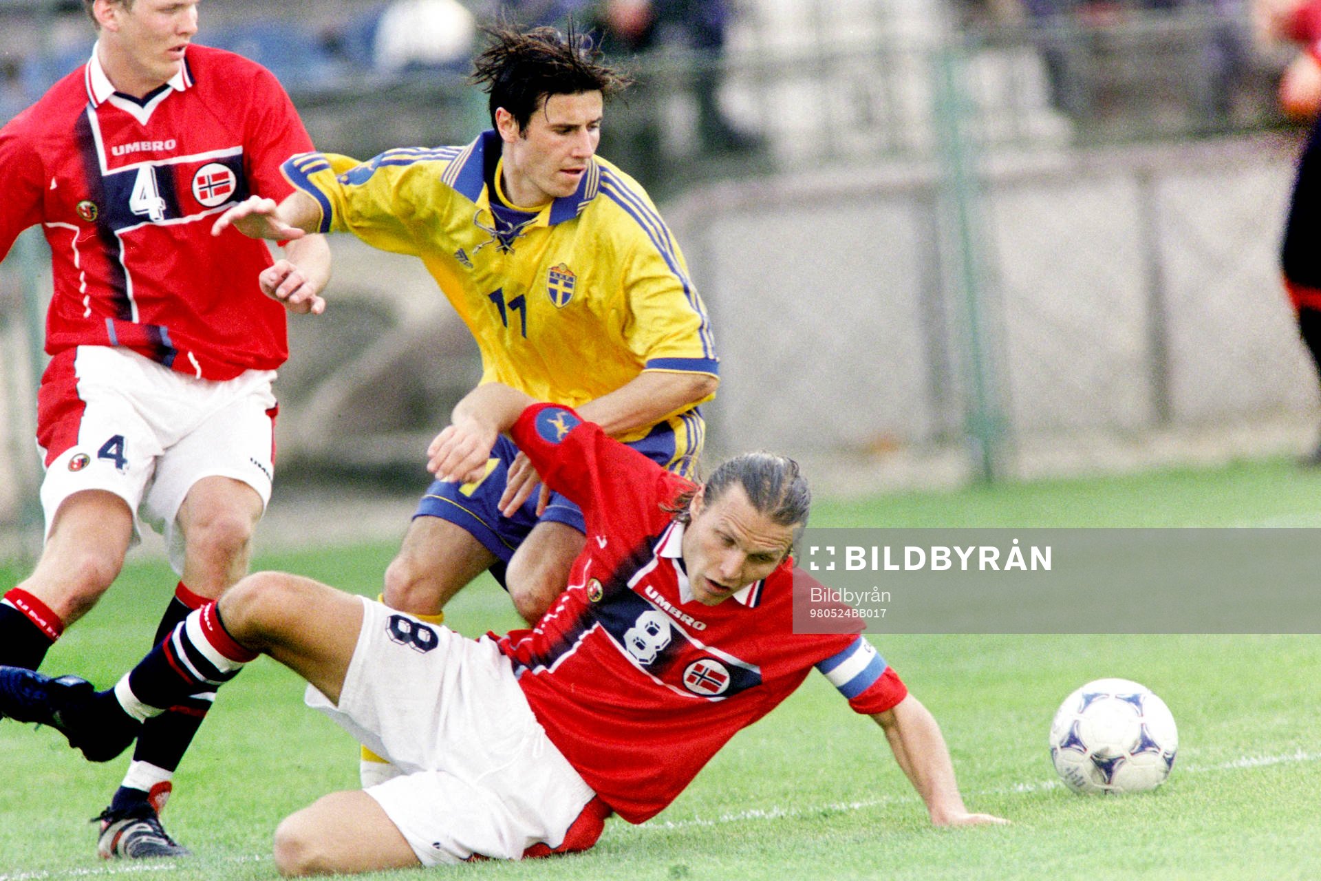 Yksel Osmanovski, Sverige och Daniel Hestad Berg, Norge