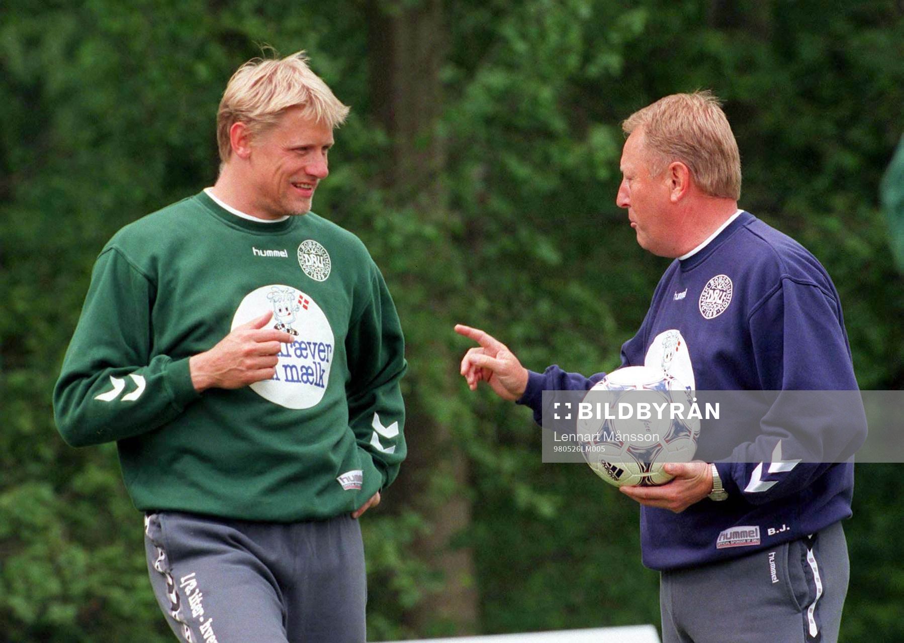 Peter Schmeichel och Bo Johansson, förbundskapten Danmark