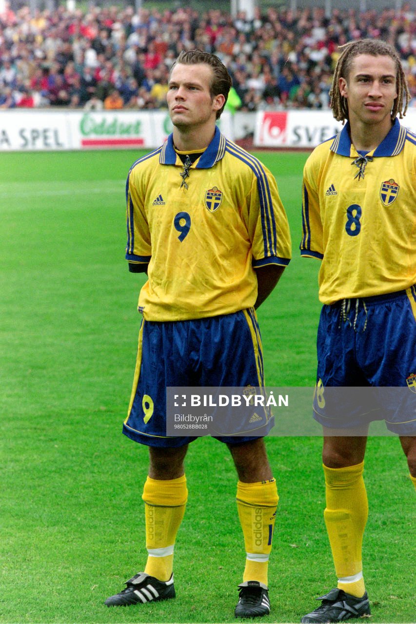 Fredrik Ljungberg och Henrik Larsson, Sverige