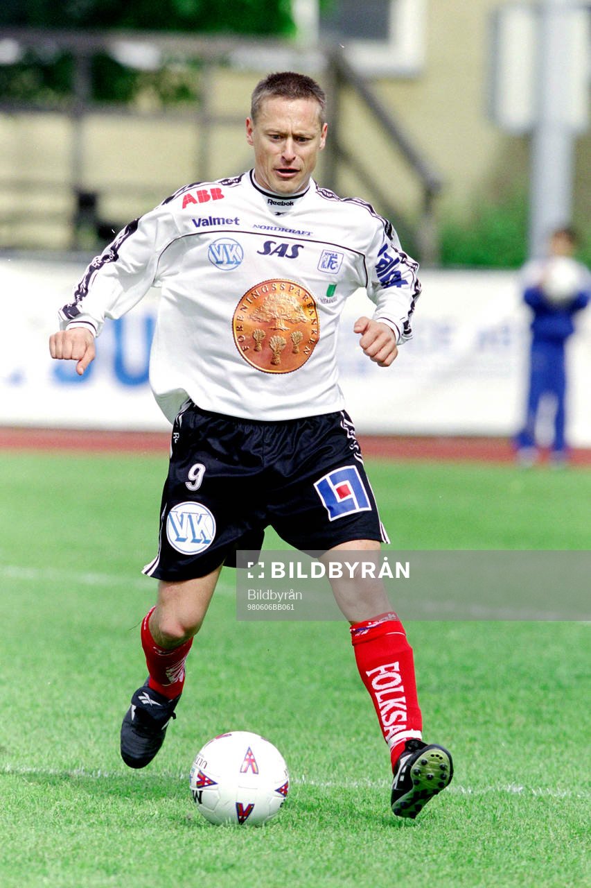 Fotboll, Div 1 Norra, Spårvägen - Umeå, 5-1: Krister Lundgren, Umeå.