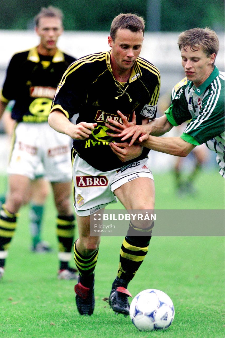 Fotboll, Allsvenskan, Västra Frölunda - AIK, 1-1: Mike Kjölö, AIK