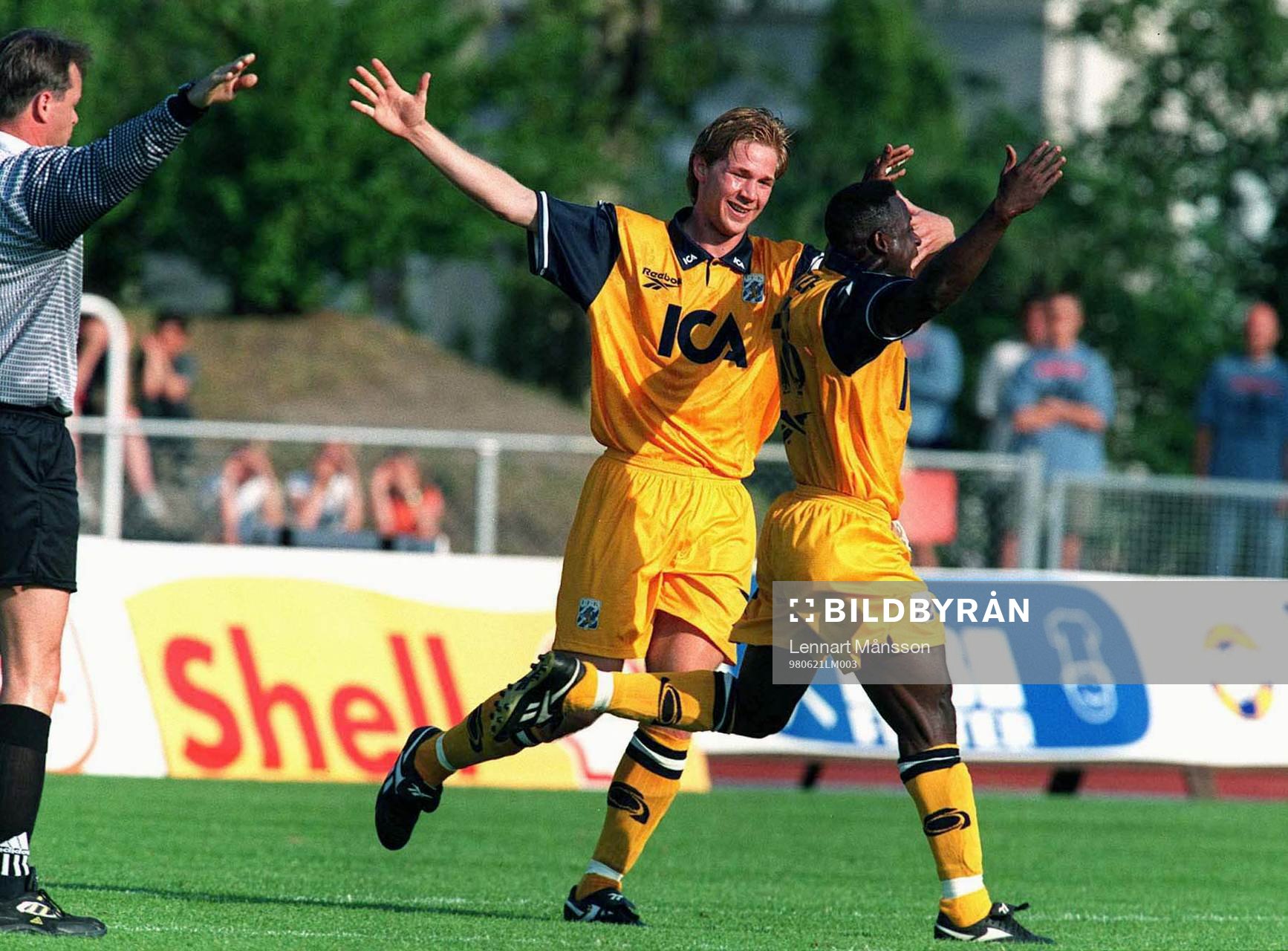 Magnus Pehrsson och Emmanuel Tetteh, IFK Göteborg
