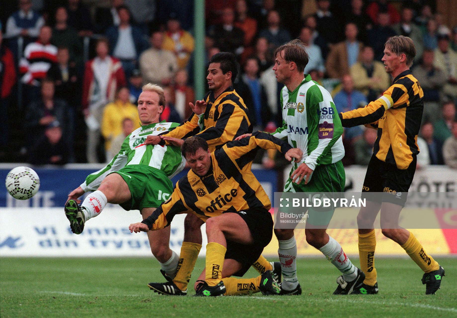  Mikael Andersson och Hans Berggren, Hammarby Johan Lind, Ulf Hollsten och Peter Palmqvist, Häcken
© Bildbyrån - 22657