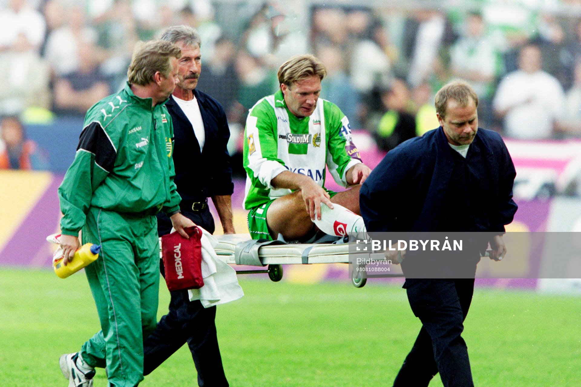 Kim Bergstrand, Hammarby skadad och bärs ut på bår