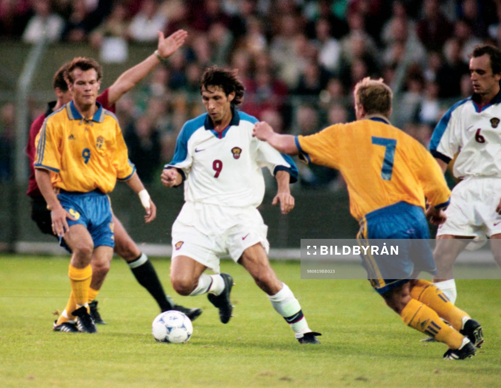 Fredrik Ljungberg, Sverige och Alexander Mostovoj, Ryssland