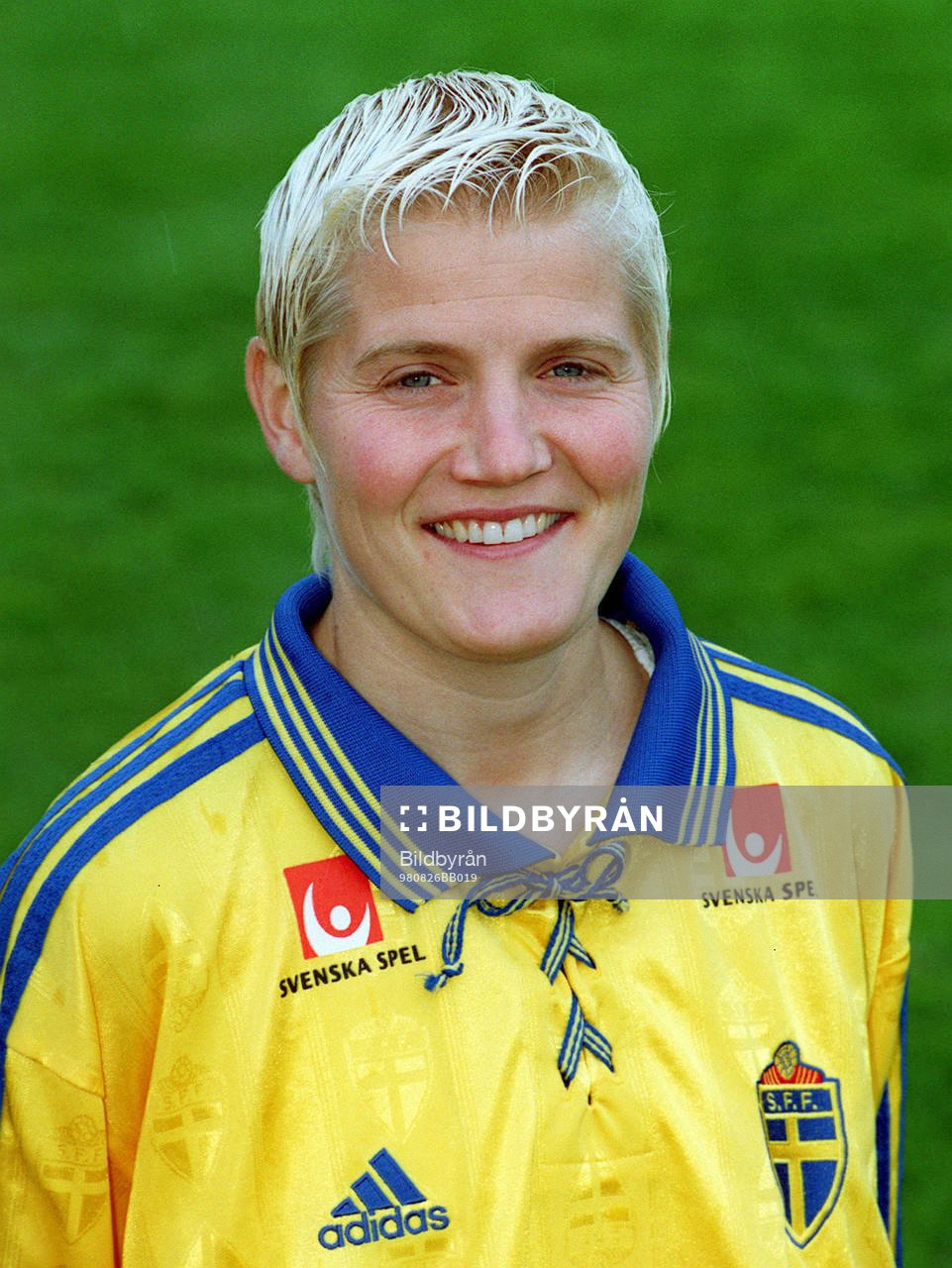 Åsa Lönnqvist, Sverige
