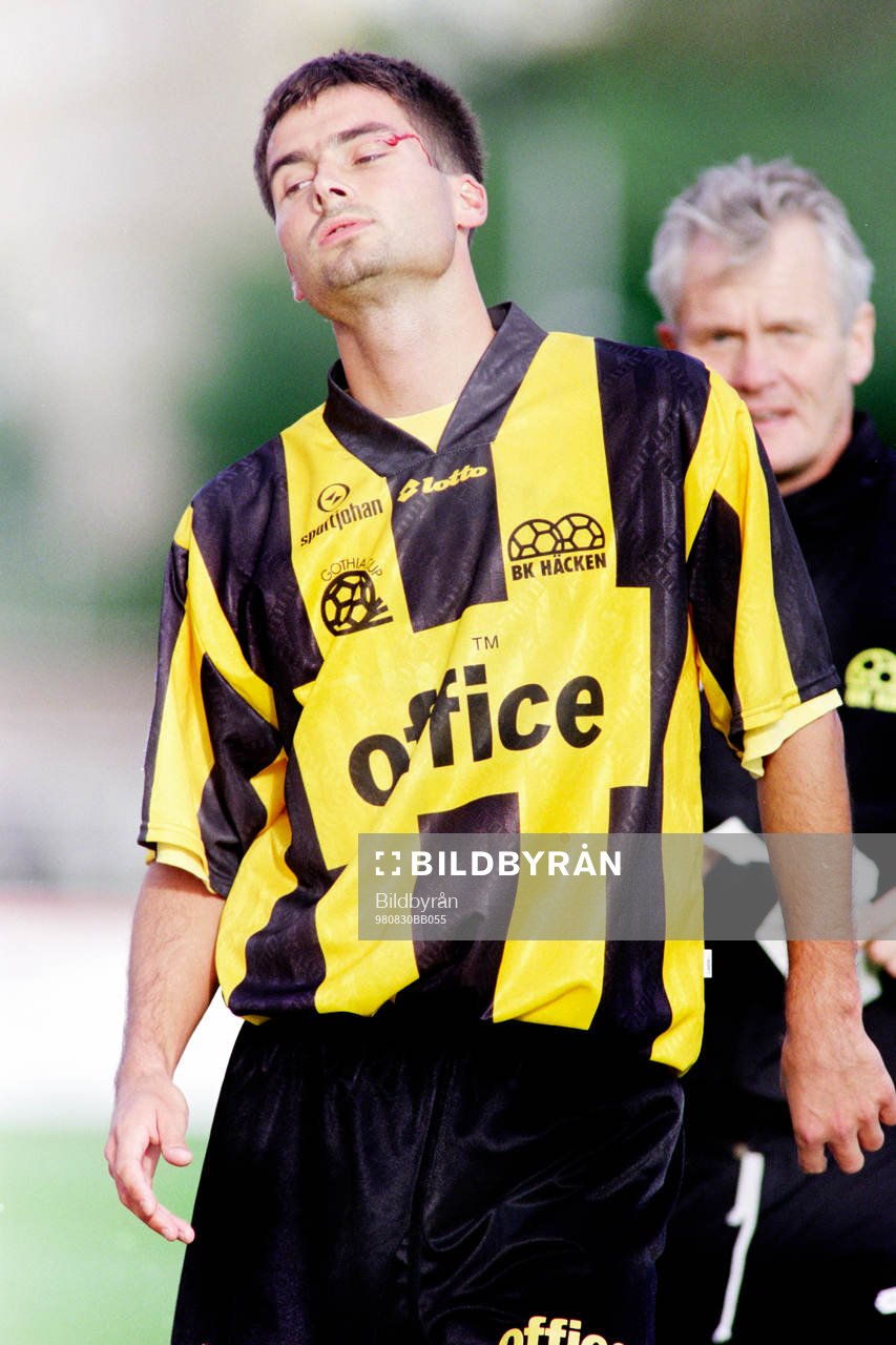 Joakim Söndergaard, Häcken har fått en smäll i ansiktet