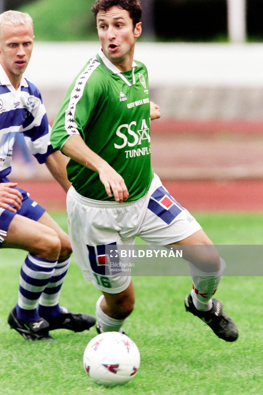 Fotboll, Div 1 Norra, Spårvägen - Brage, 1-1: Bernhard Brcic, Brage.