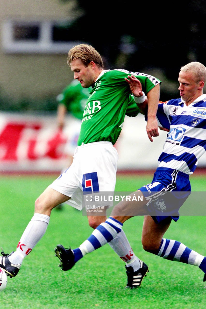 Fotboll, Div 1 Norra, Spårvägen - Brage, 1-1: Thomas Andersson, Brage.