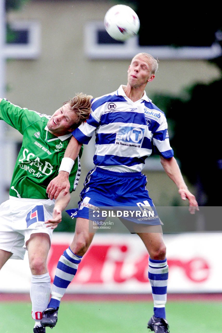 Fotboll, Div 1 Norra, Spårvägen - Brage, 1-1: Thomas Andersson, Brage och Lars Liljestrand, Spårvägen.