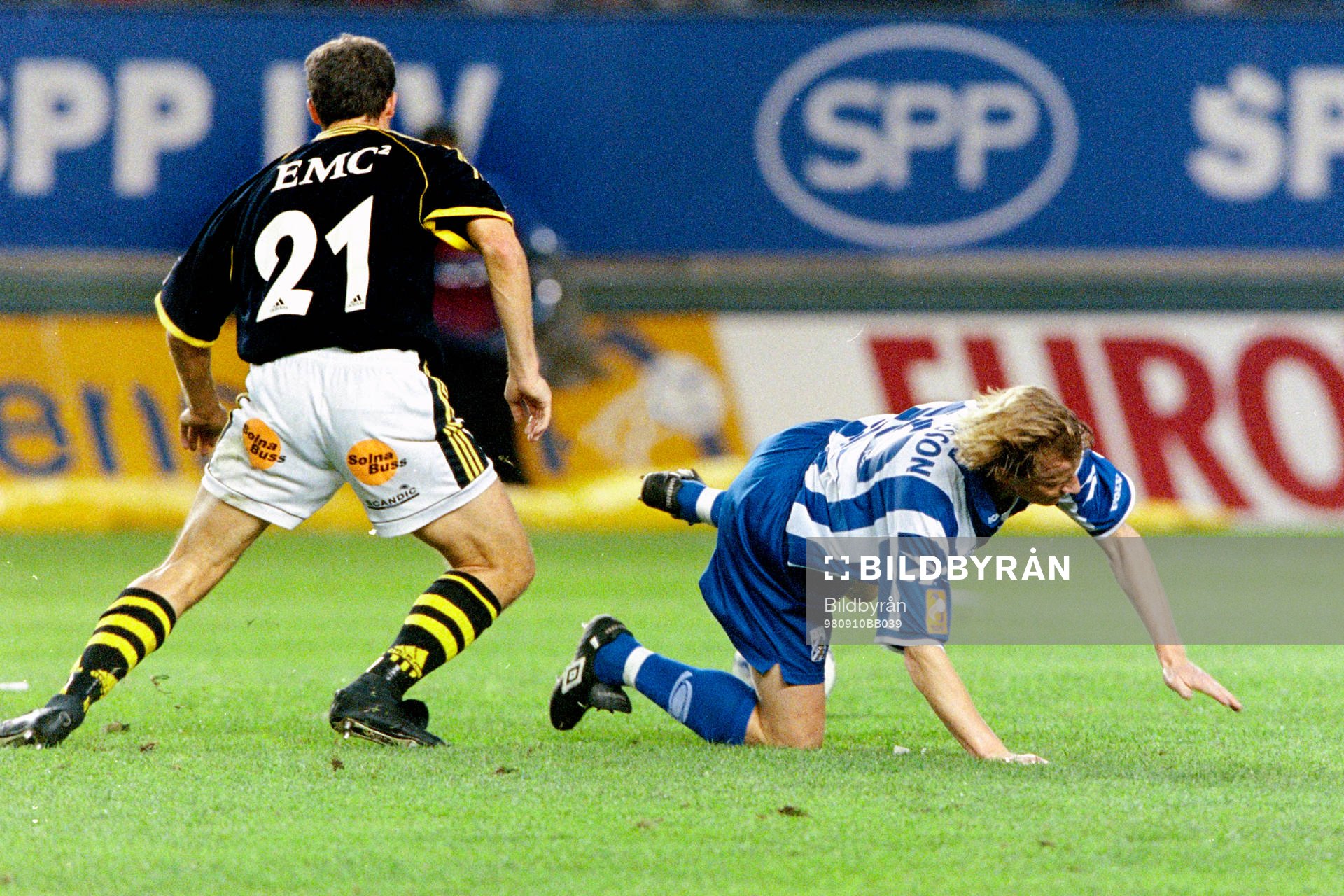 Fotboll, Allsvenskan, AIK - IFK Göteborg, 1-0: Hans Bergh, AIK och Stefan Pettersson, Göteborg.