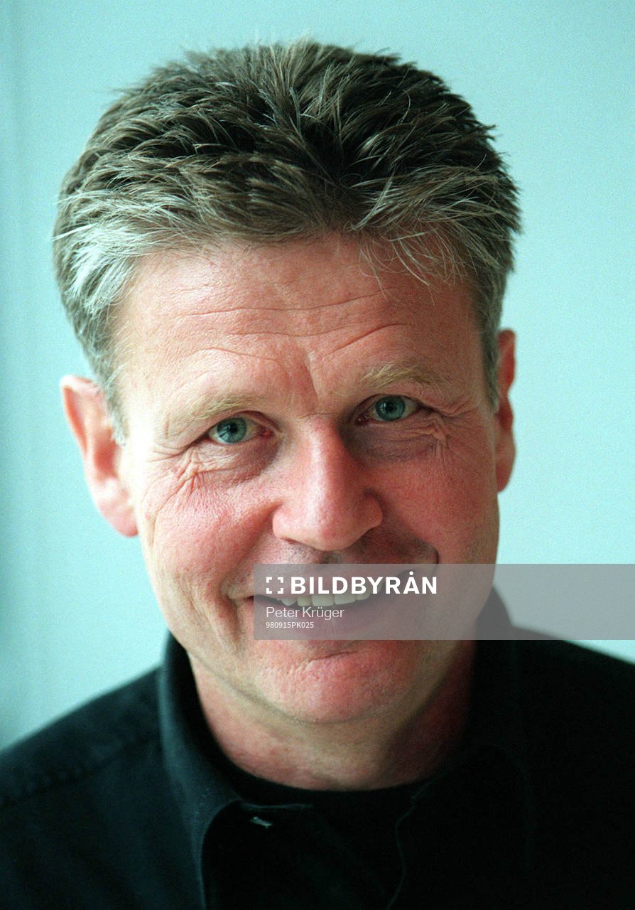 Per Bäckman, Modo