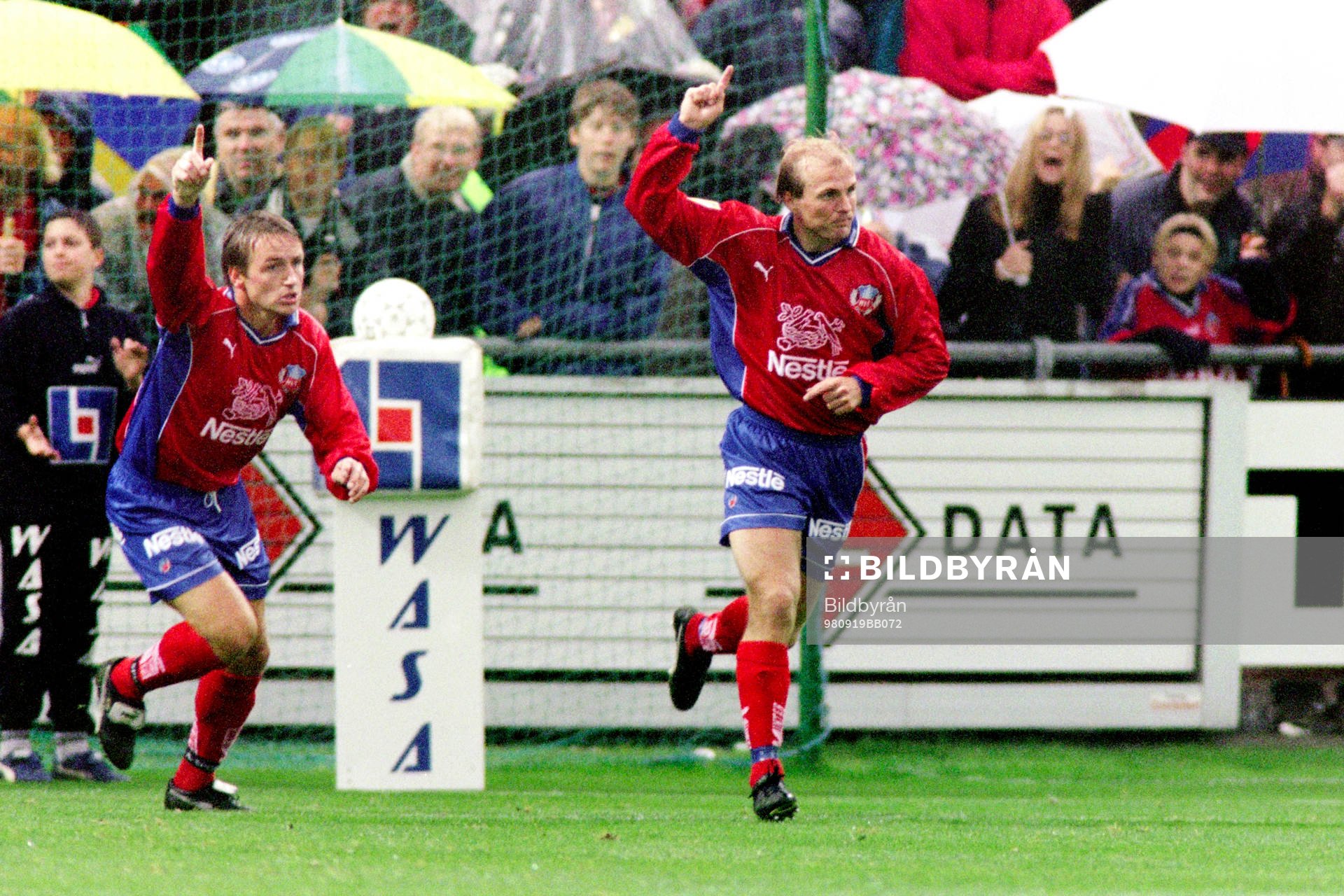Fotboll, Allsvenskan, Helsingborg - Hammarby, 2-2: Stig Johansen och Peter Wibrån, Helsingborg jublar efter mål.