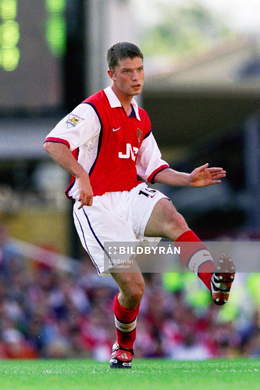 Fotboll, Premier League, Arsenal - Manchester United, 3-0: Stephen Hughes, Arsenal.