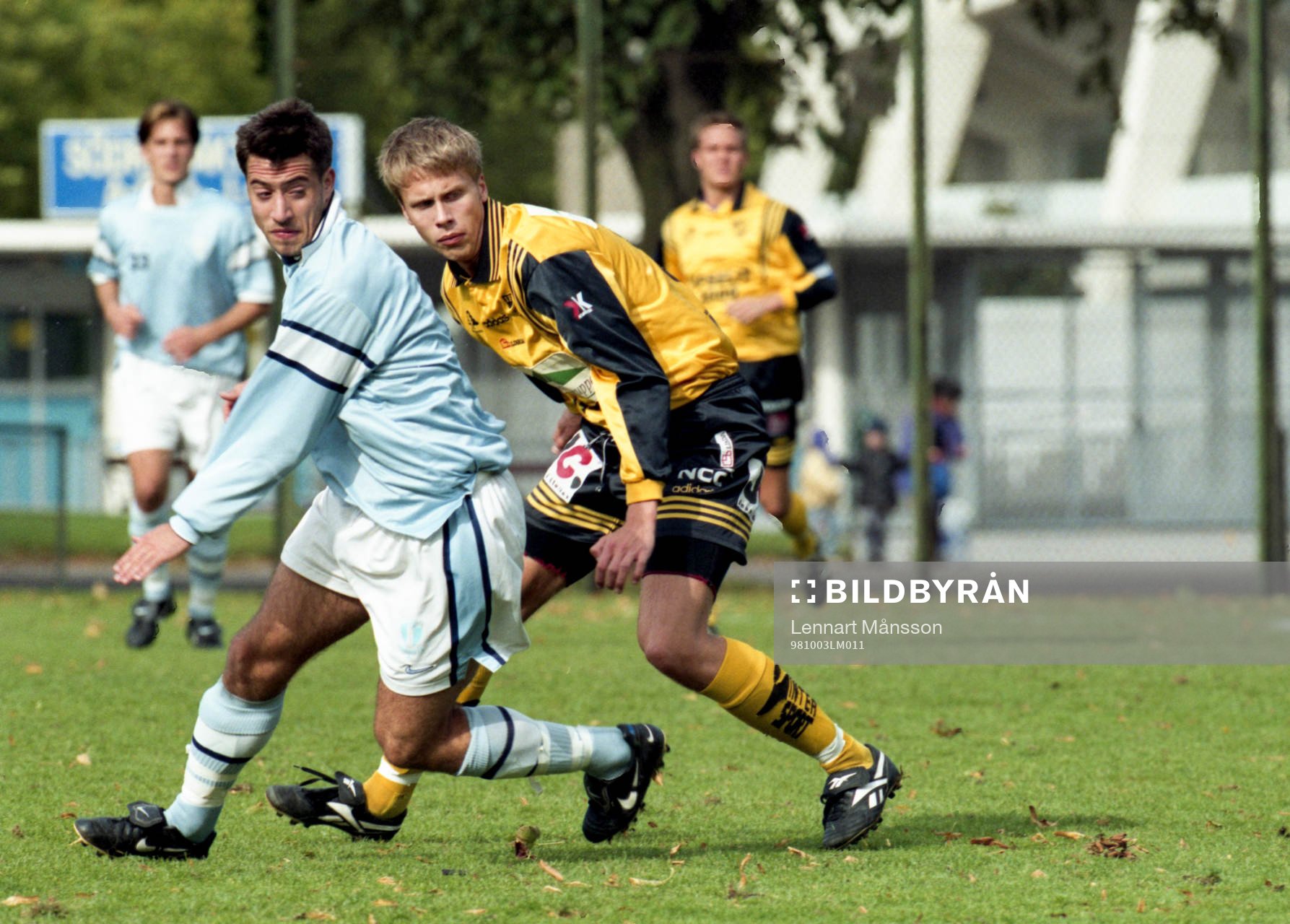 Fotboll, JSM, Malmö FF - IFK Hässleholm: Matias Concha, Malmö och Ola Gunnarsson, Hässleholm