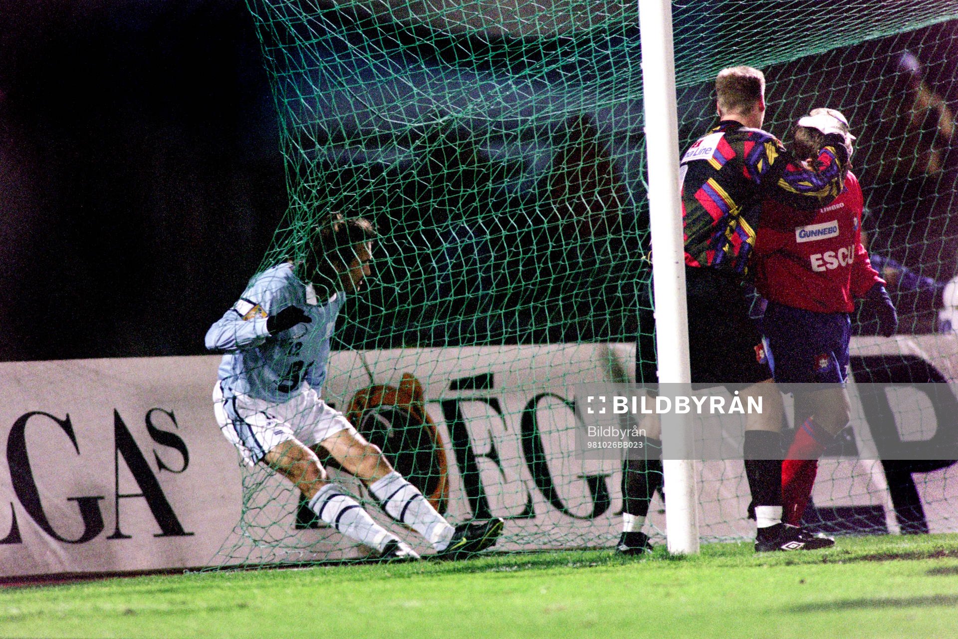 Dejan Pavlovic, Malmö i örgrytes mål