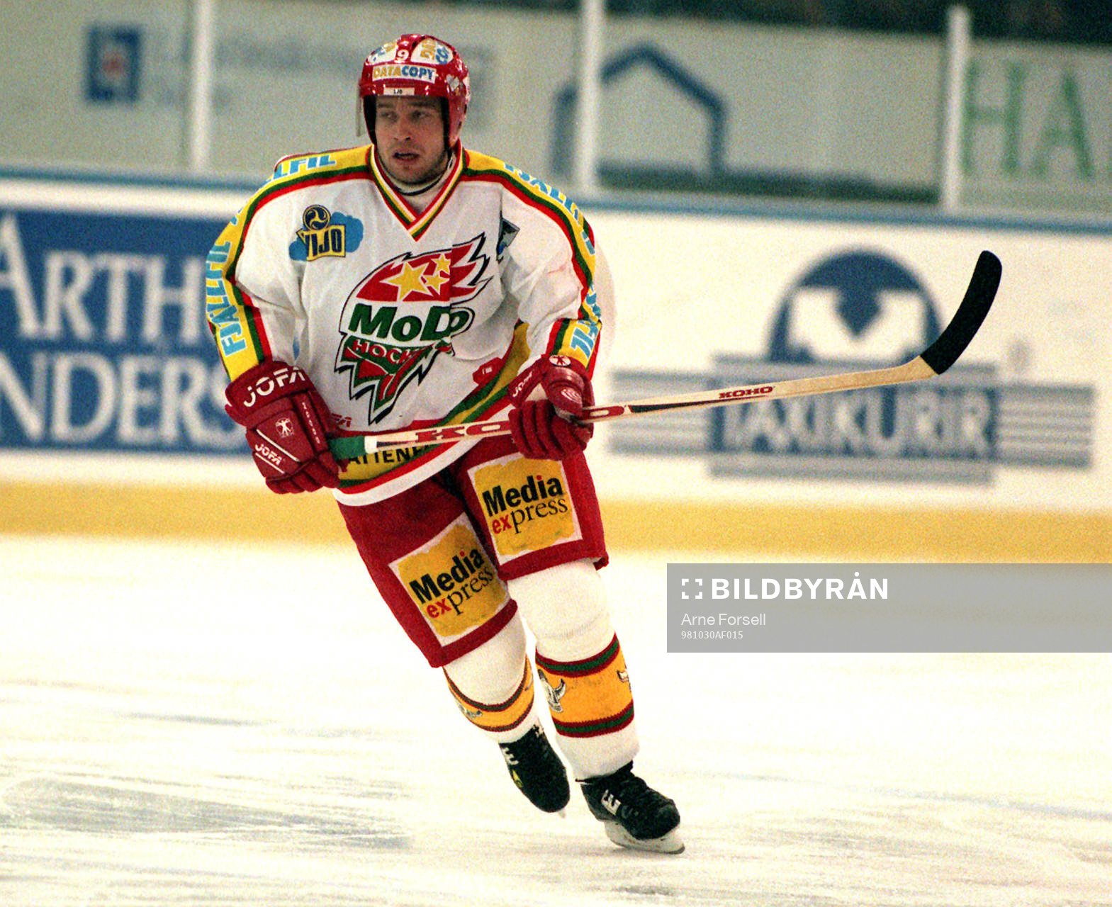 Magnus Wernblom, Modo