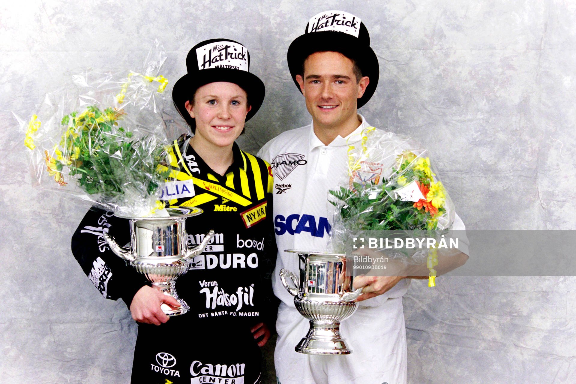 Segrarna Hanna Ljungberg, Umeå IK och Mario Jadonic,