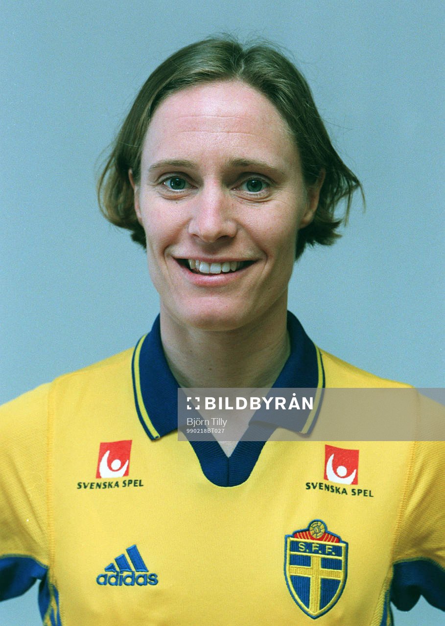 Cecilia Sandell, Sverige