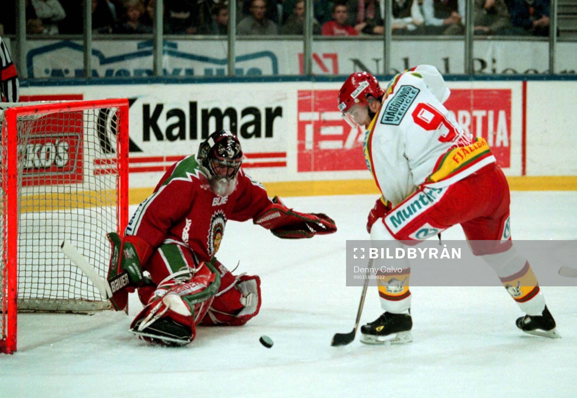 Magnus Wernblom fick inte in pucken bakom Håkan Algotsson