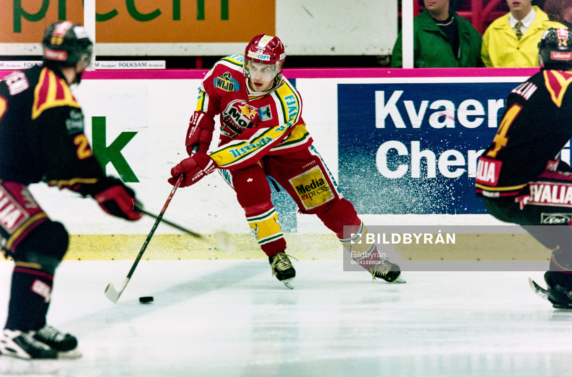 Per Svartvadet, Modo med pucken