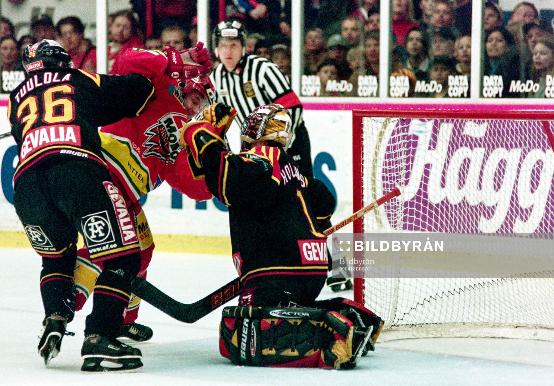 Magnus Wernblom, Modo framför brynäs målvakt Johan