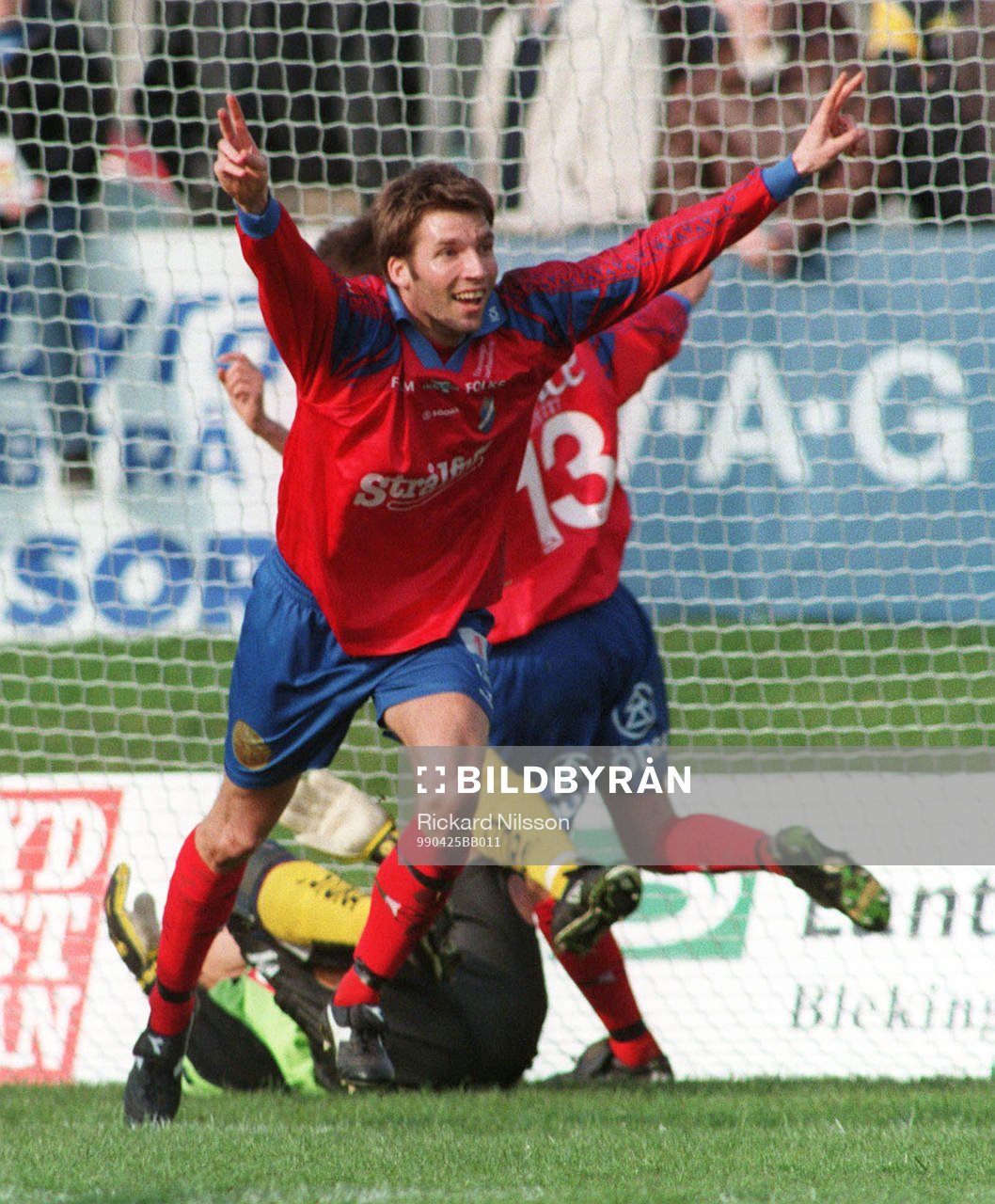 Patrik Isaksson, Öster