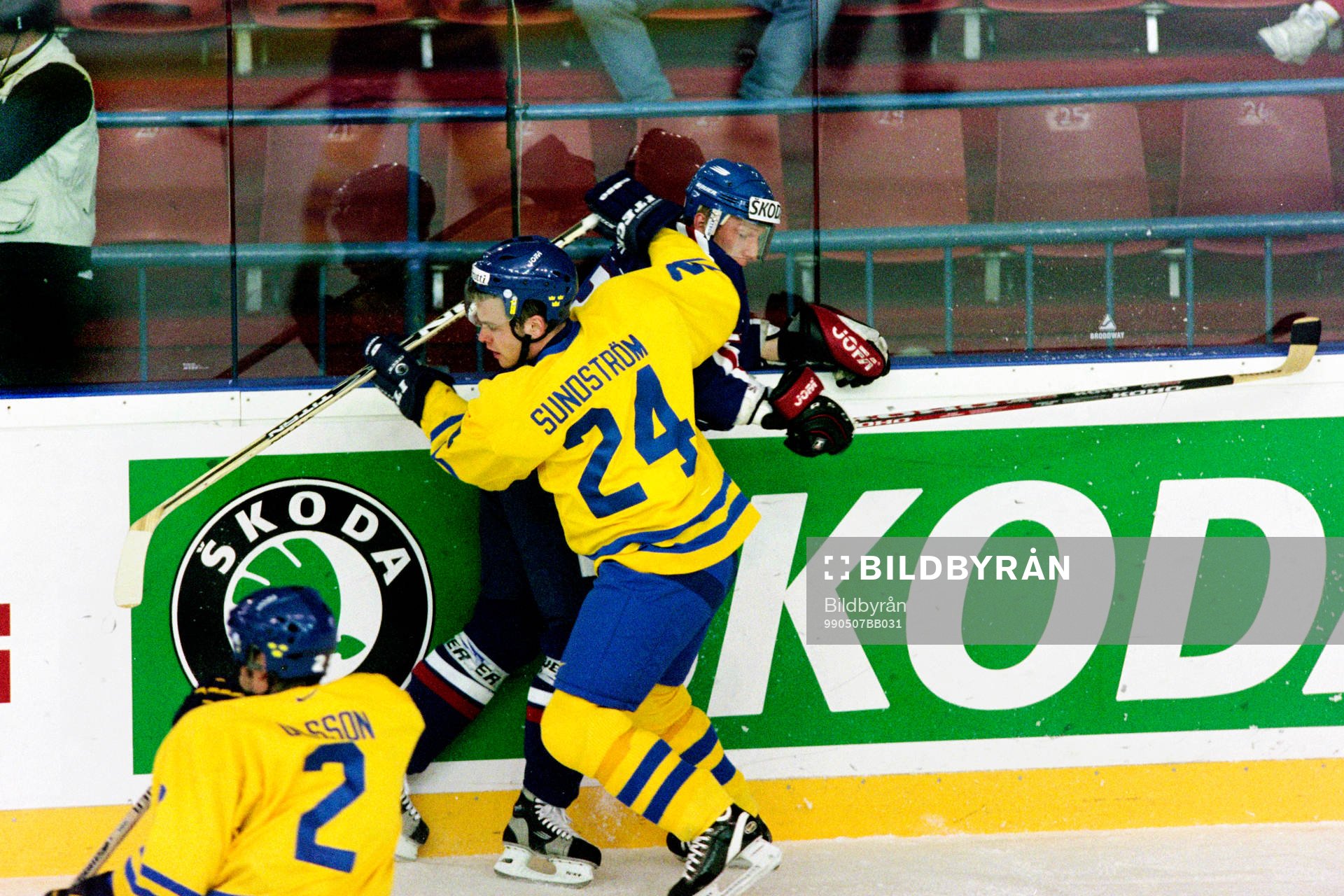 Niklas Sundström, Sverige